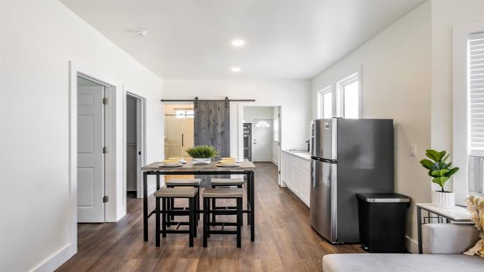 819 Moorlyn Terrace, Ocean City