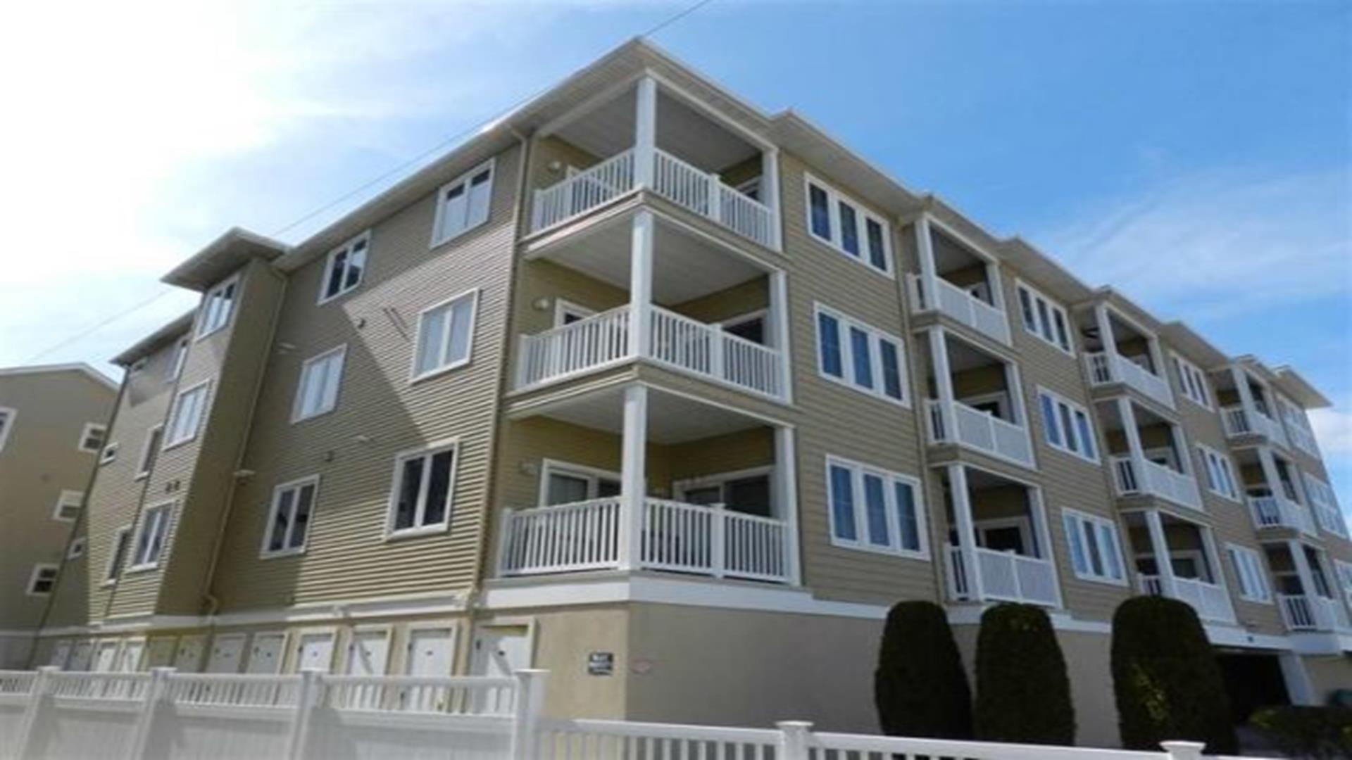 400 East Orchid Avenue, Wildwood Crest (Wildwood Crest Beach Side)