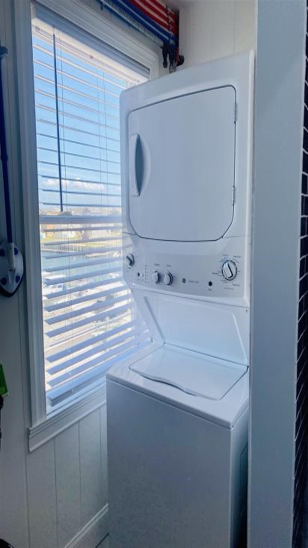 407 West Tacony Avenue, Wildwood (Wildwood Bay Side)