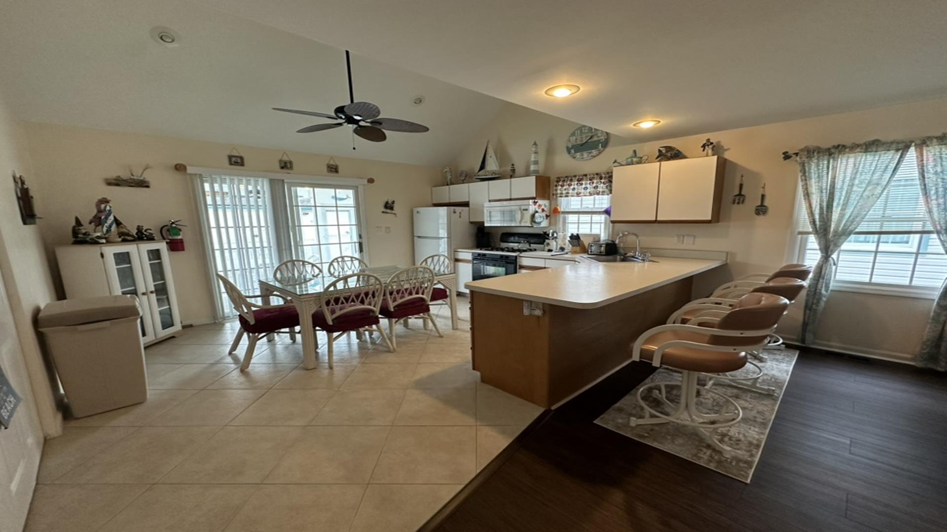 216 East Memphis Avenue, Wildwood Crest (Diamond Beach)