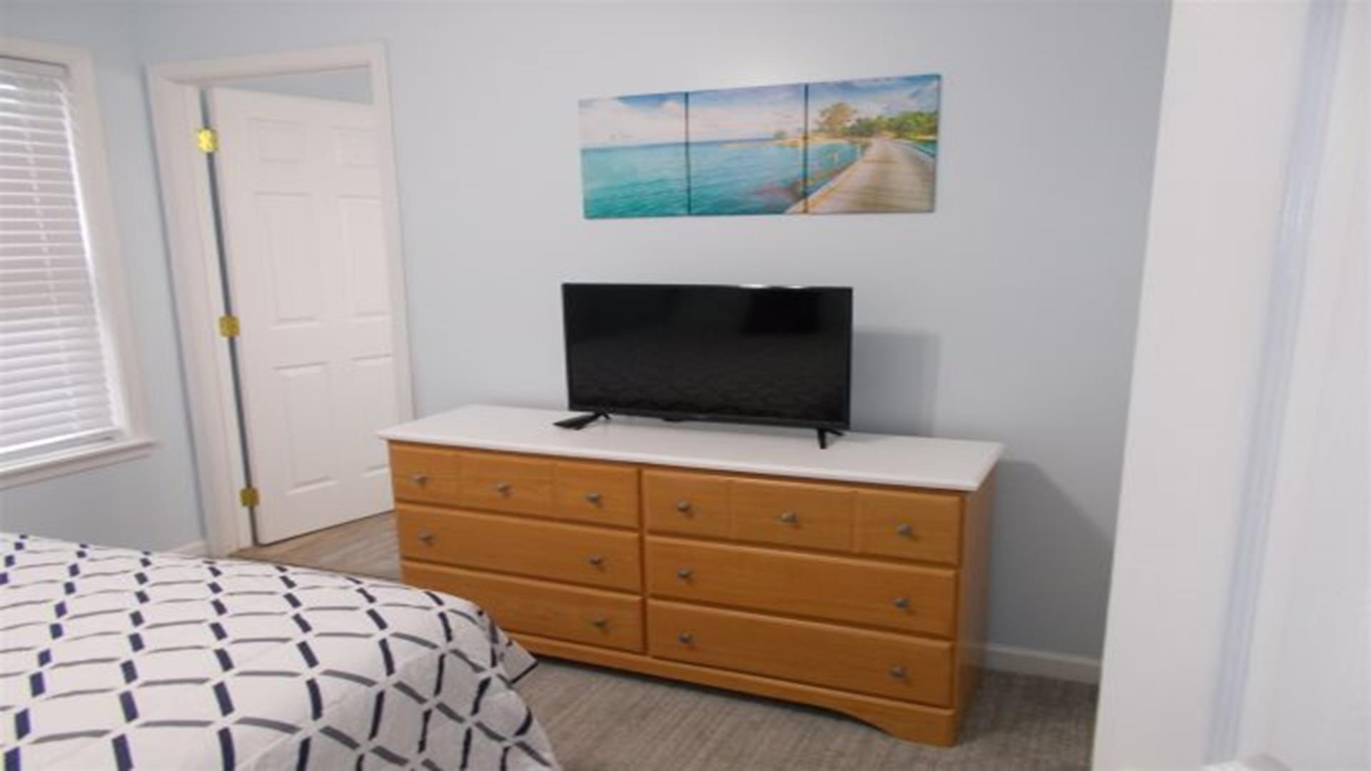 318 East Juniper Avenue, Wildwood (Wildwood Beach Side)