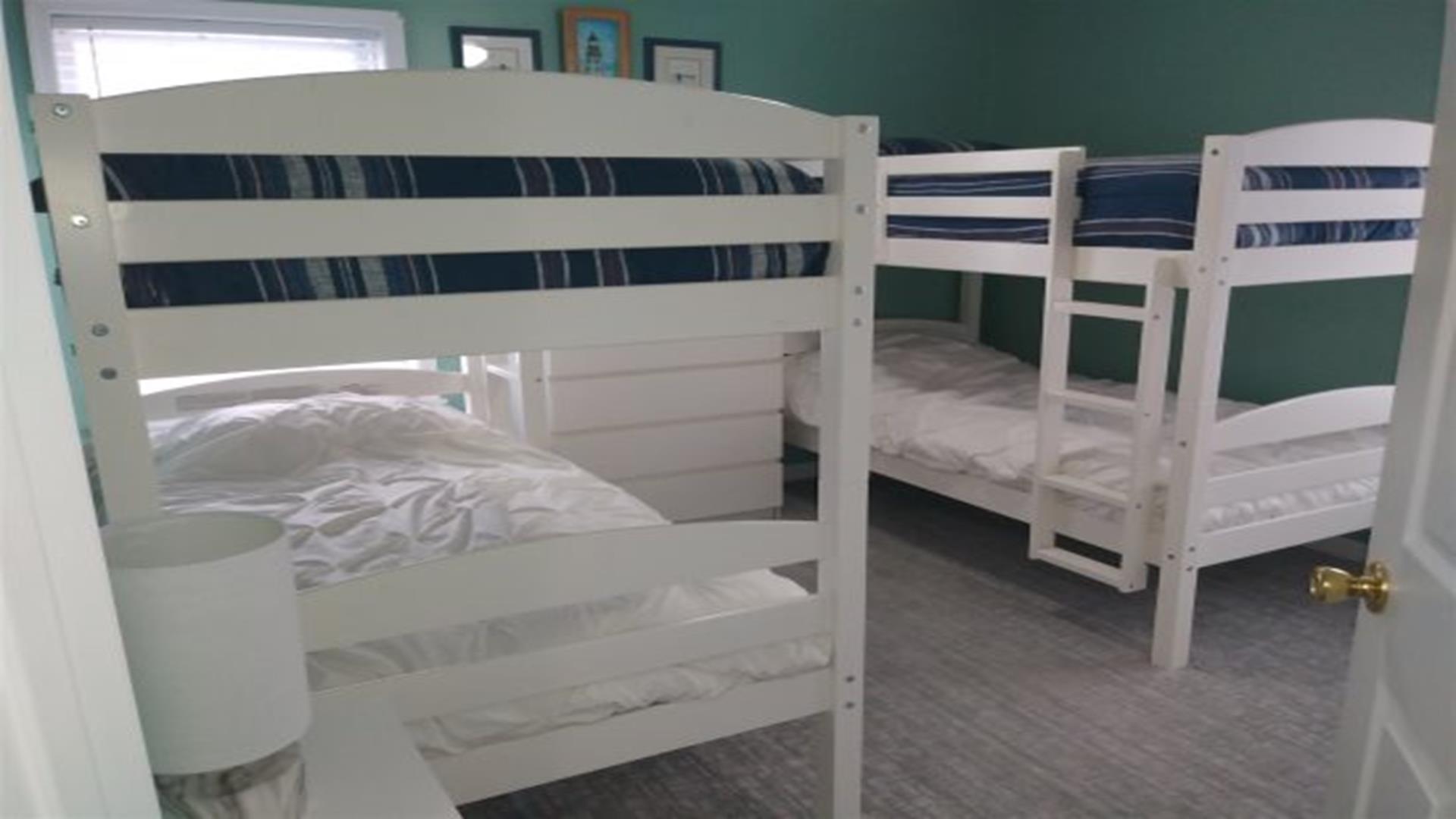 318 East Juniper Avenue, Wildwood (Wildwood Beach Side)