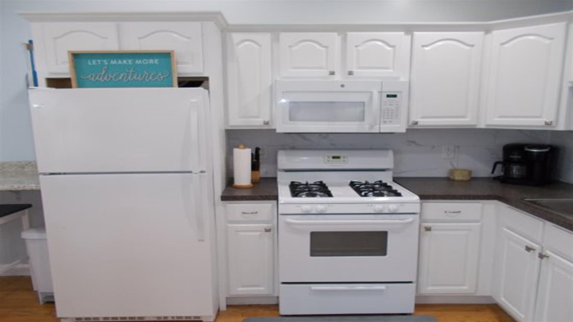 318 East Juniper Avenue, Wildwood (Wildwood Beach Side)