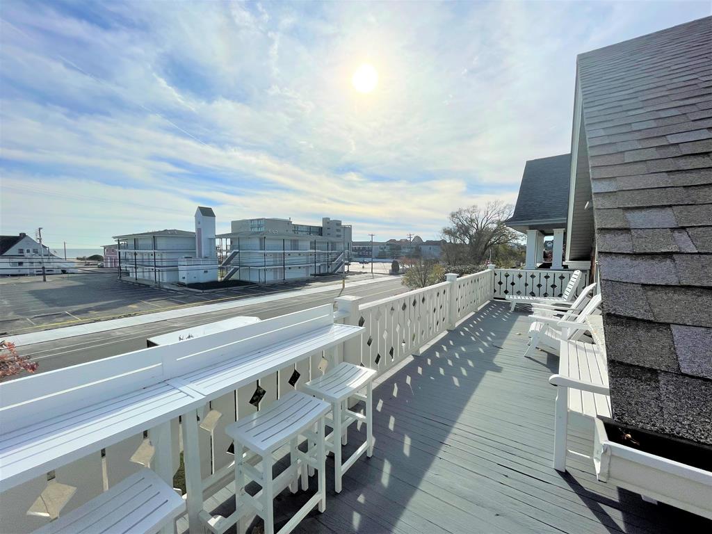 3 Bedroom With A Beach View! | Photo 18