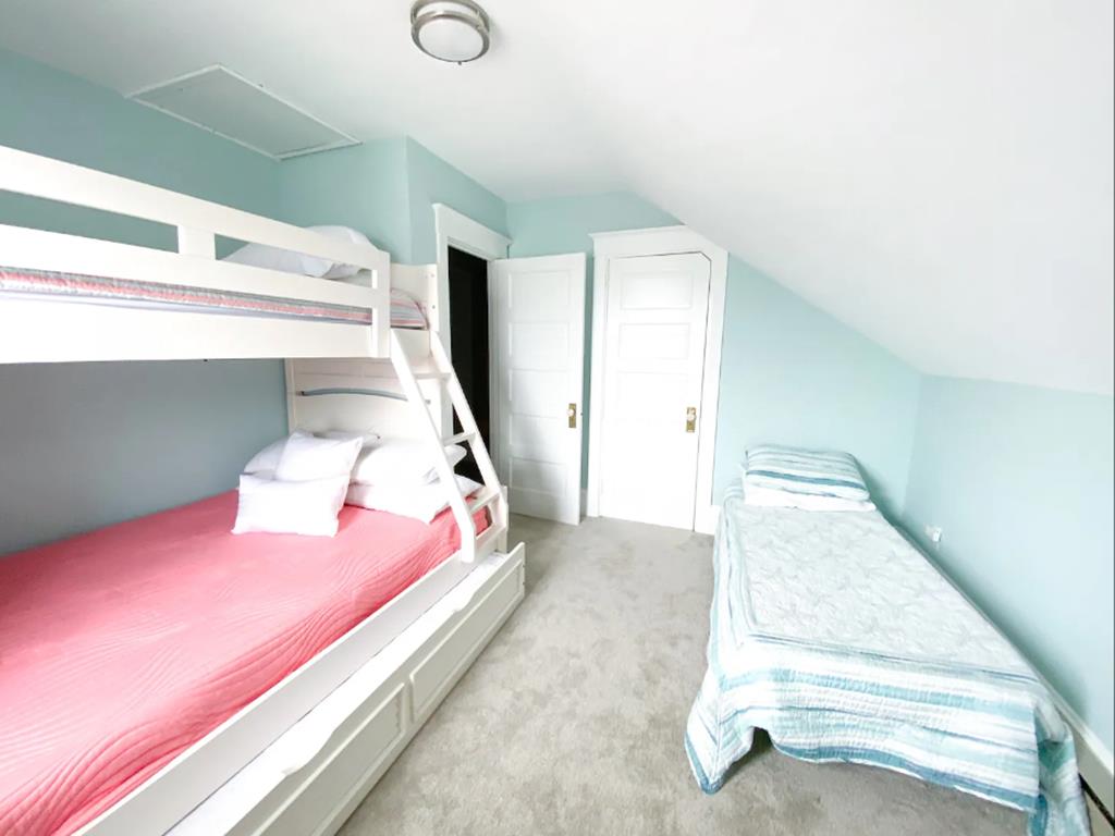 3 Bedroom With A Beach View! | Photo 25