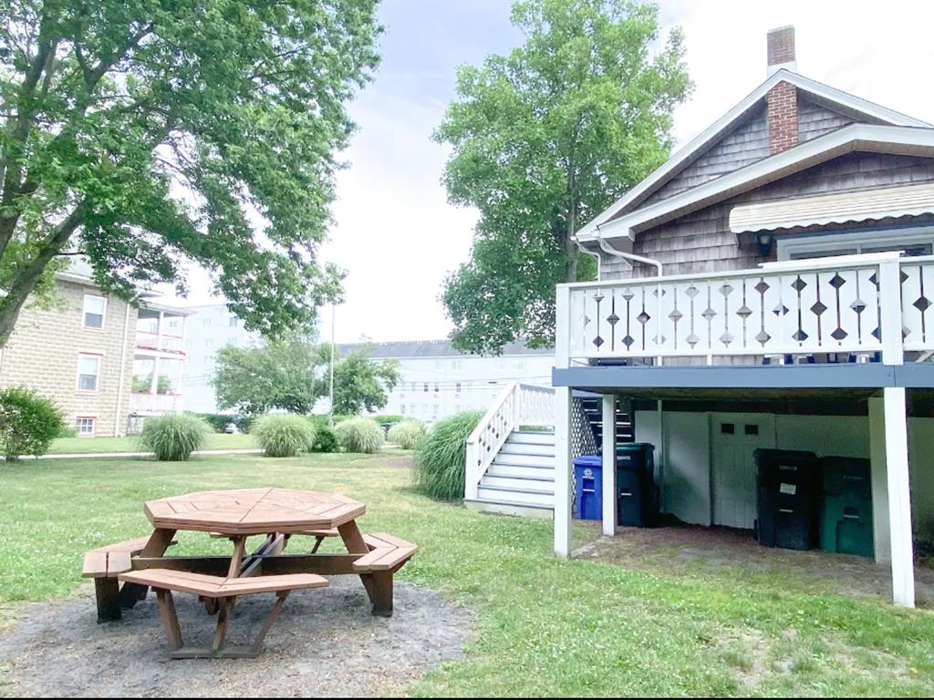 3 Bedroom With A Beach View! | Photo 32