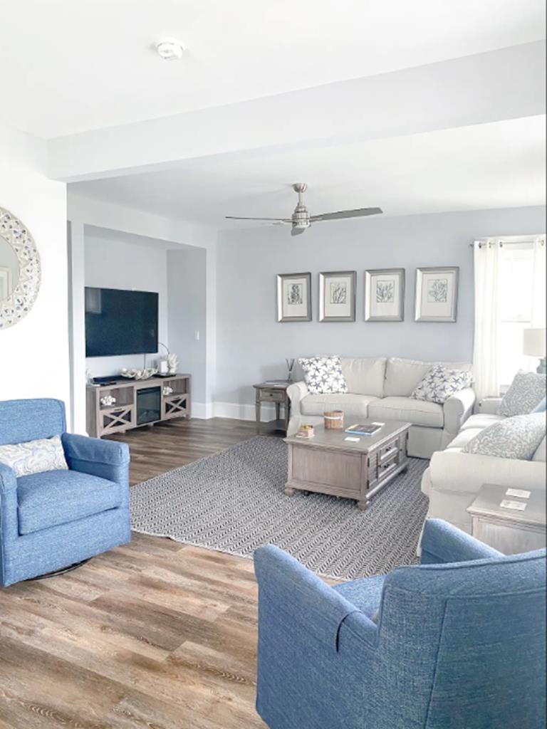 3 Bedroom With A Beach View! | Photo 6