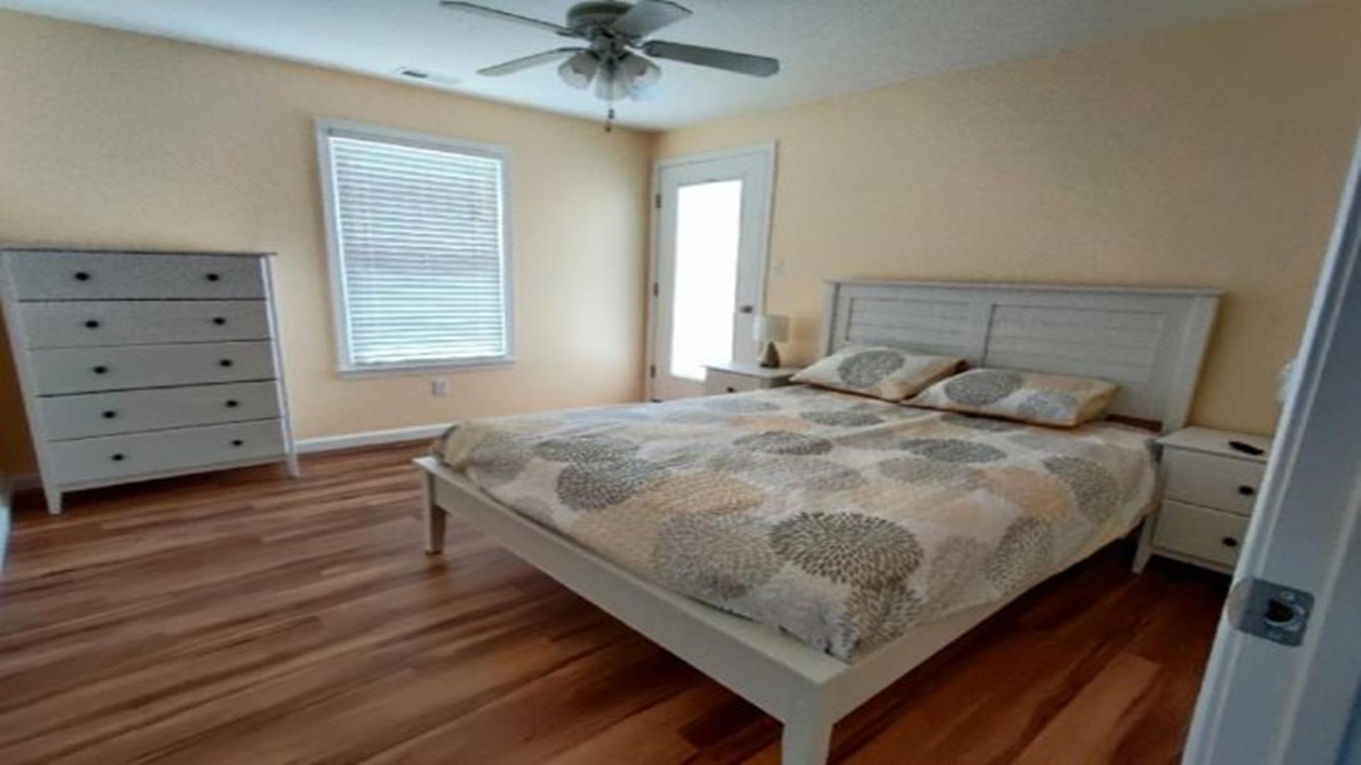 152 E Roberts Avenue, Wildwood (Wildwood Beach Side)