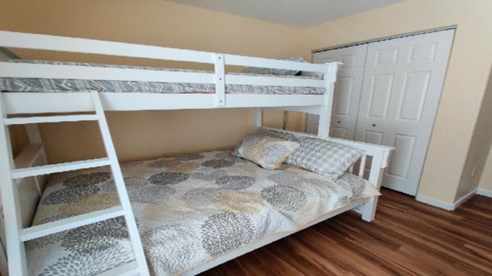 152 E Roberts Avenue, Wildwood (Wildwood Beach Side)