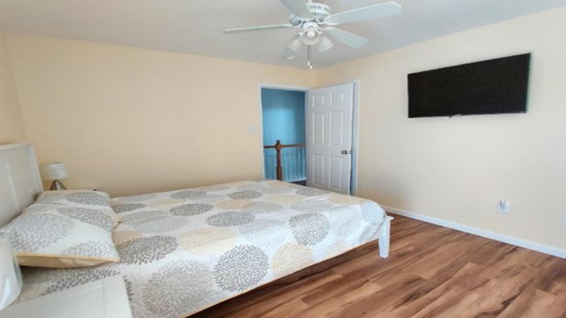 152 E Roberts Avenue, Wildwood (Wildwood Beach Side)