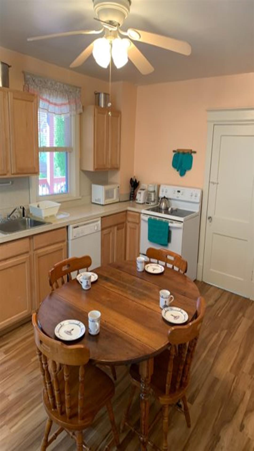 3005 Atlantic Avenue, Wildwood (Wildwood Beach Side)