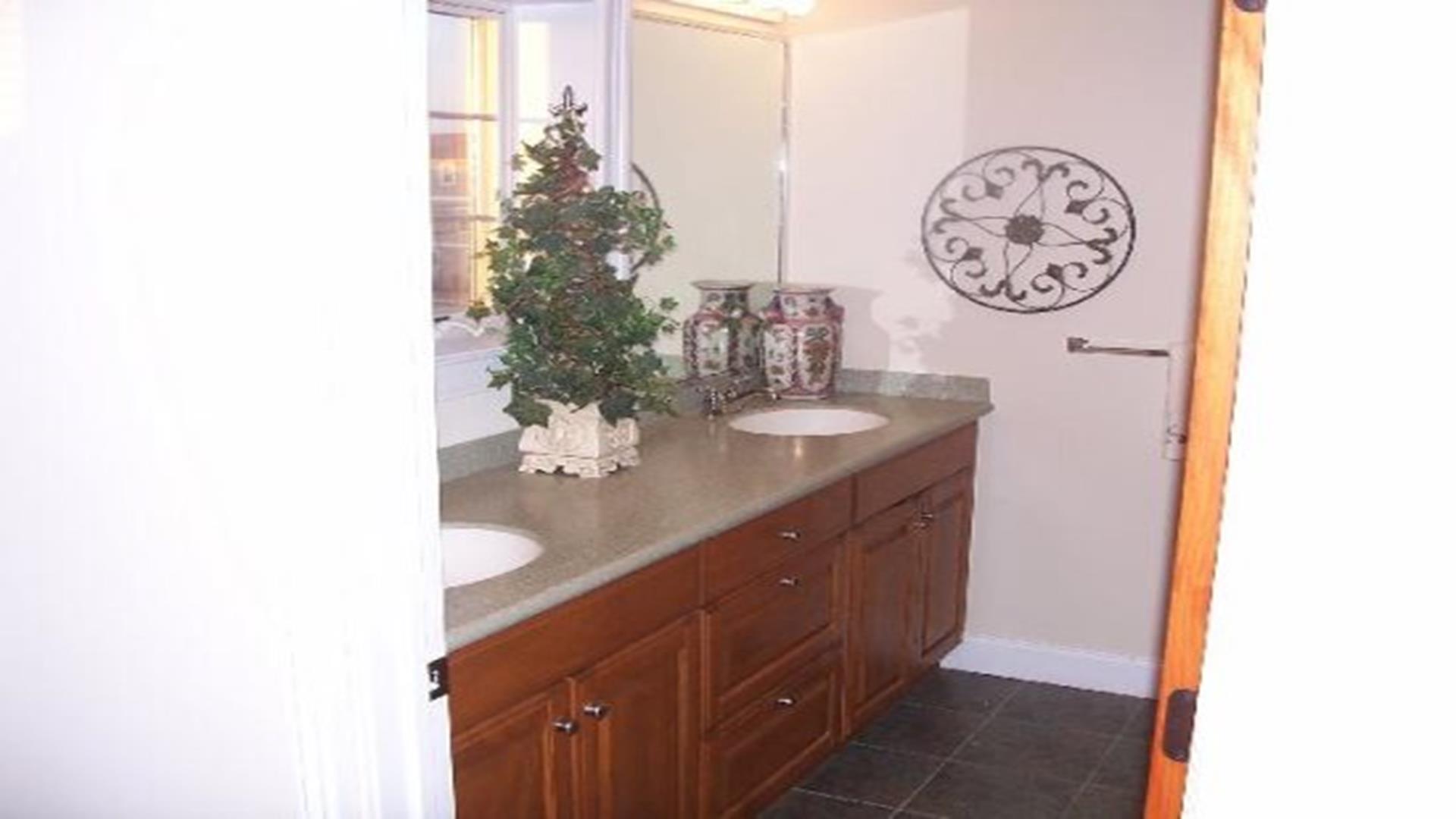 2311 Surf Avenue, North Wildwood (North Wildwood Beach Side)