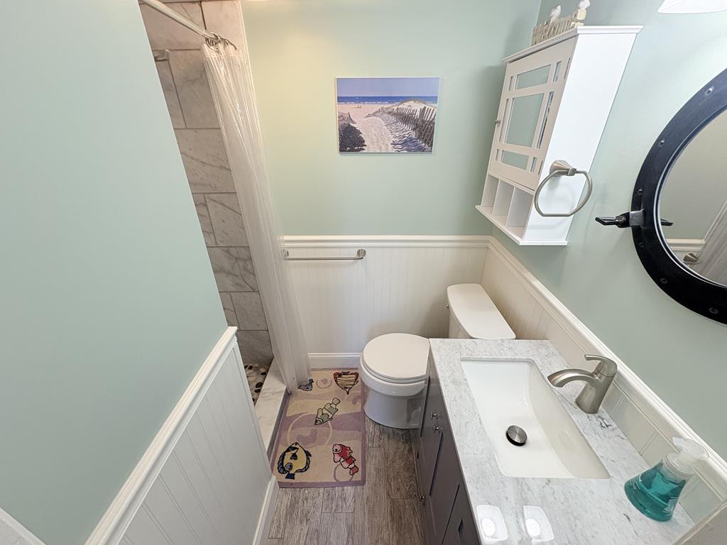 The Daisy Cottage- 2nd and 3rd Floor Unit | Photo 17