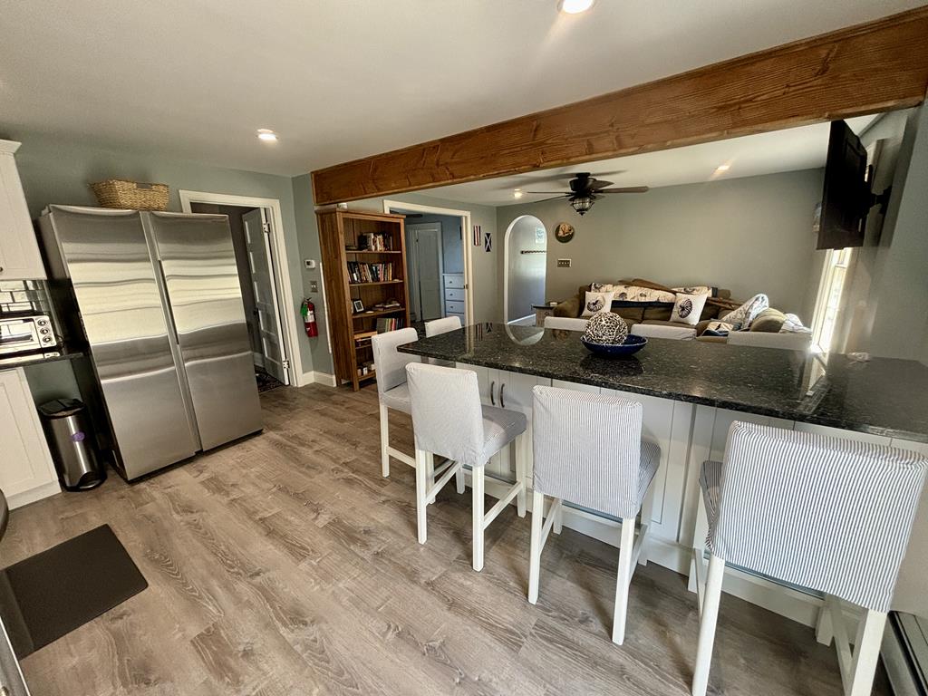 The Daisy Cottage- 2nd and 3rd Floor Unit | Photo 8