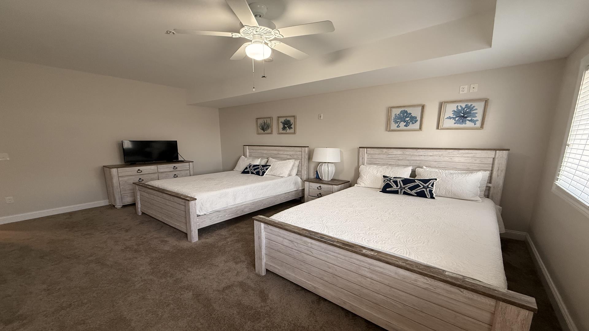 408 East Farragut Road, Wildwood Crest (Wildwood Crest Beach Side)