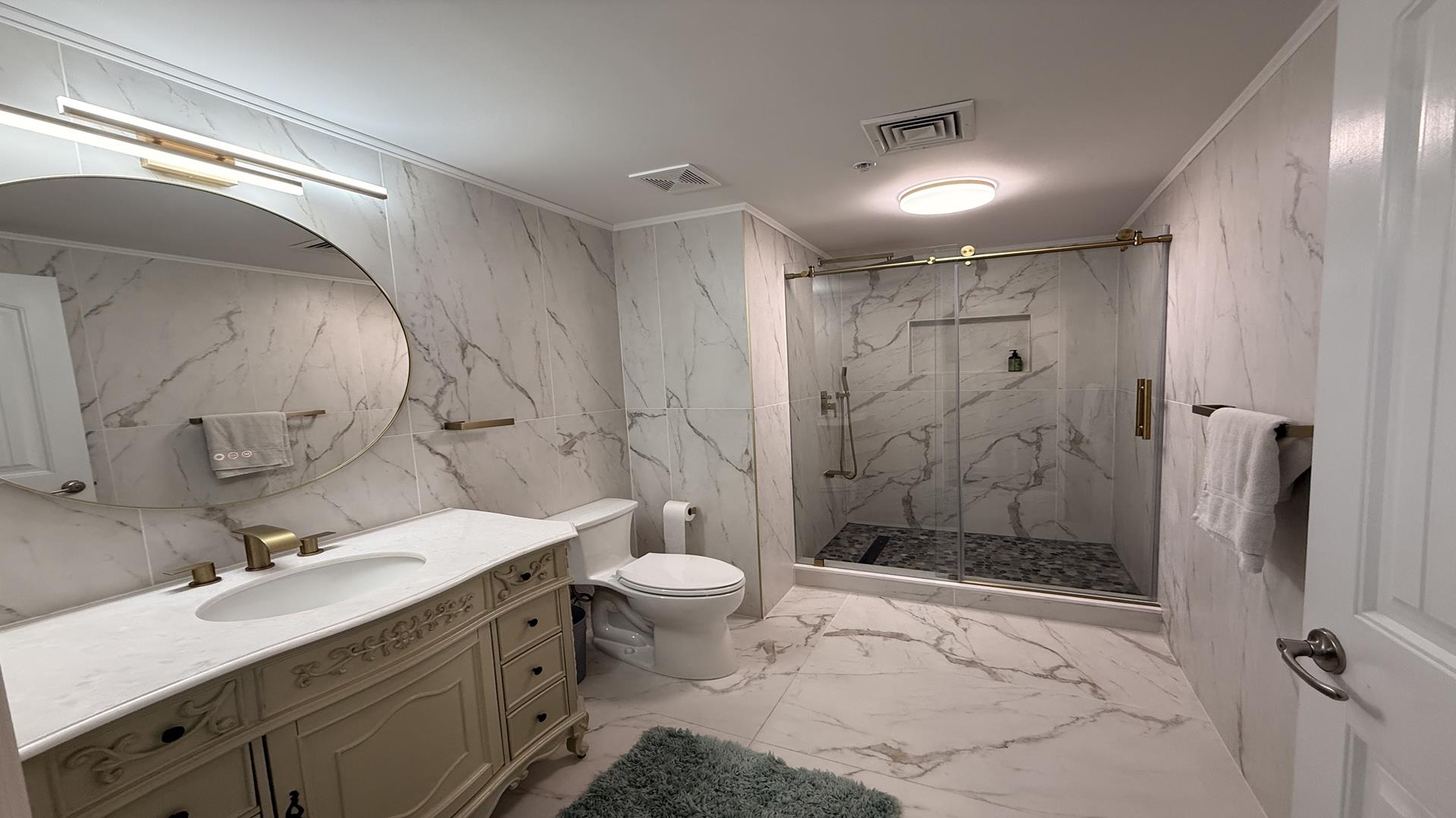 408 East Farragut Road, Wildwood Crest (Wildwood Crest Beach Side)