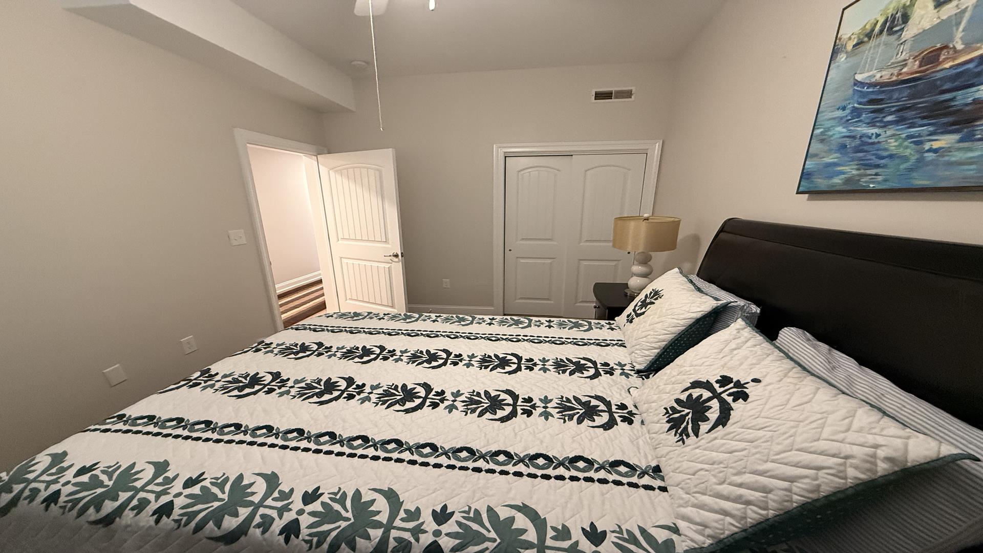 408 East Farragut Road, Wildwood Crest (Wildwood Crest Beach Side)