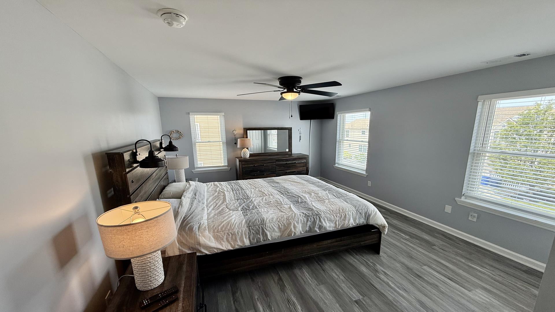 324 West Garfield, Wildwood (Wildwood Bay Side)