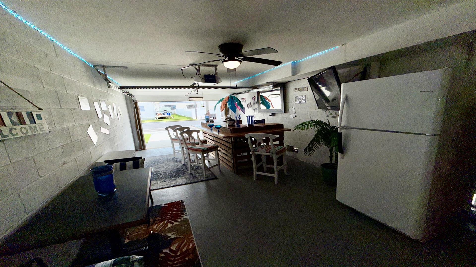 324 West Garfield, Wildwood (Wildwood Bay Side)
