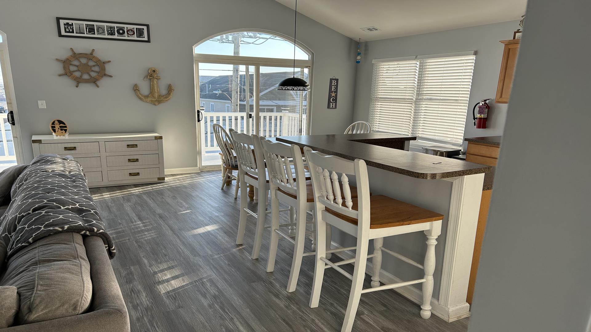 324 West Garfield, Wildwood (Wildwood Bay Side)