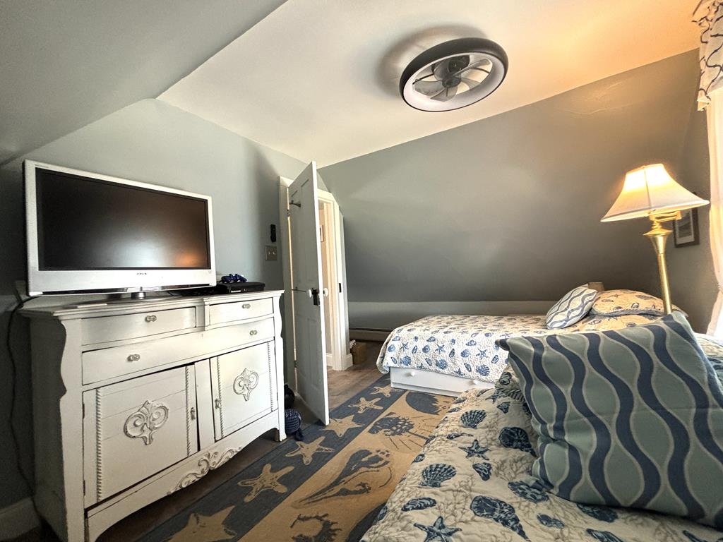 The Daisy Cottage- Whole House Rental | Photo 35