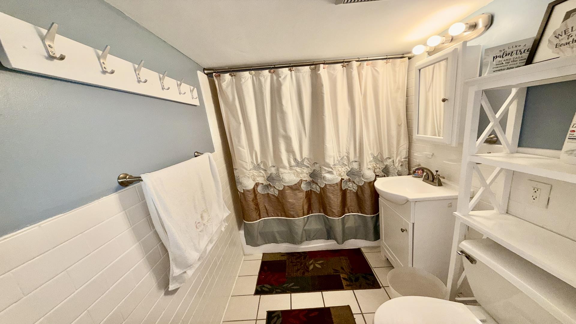 8401 Atlantic Avenue, Wildwood Crest (Wildwood Crest Beach Side)