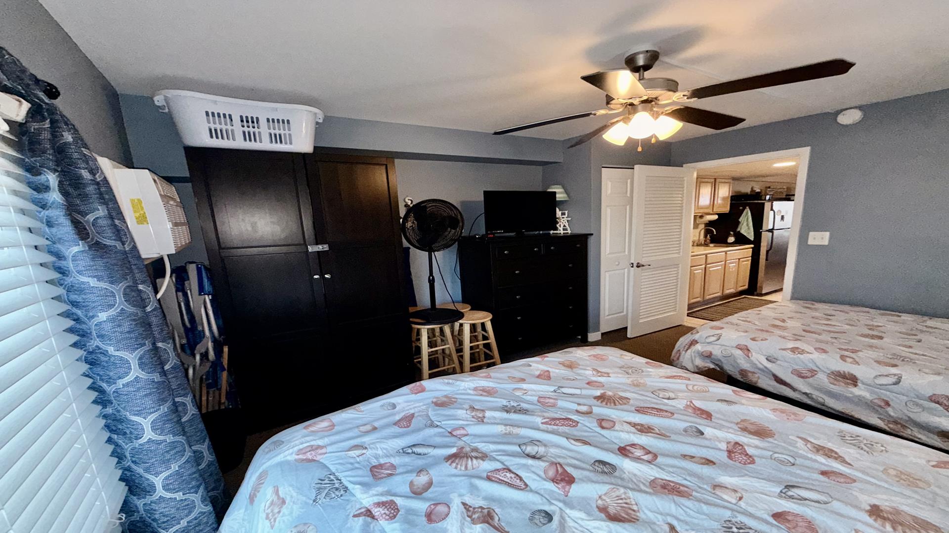 8401 Atlantic Avenue, Wildwood Crest (Wildwood Crest Beach Side)