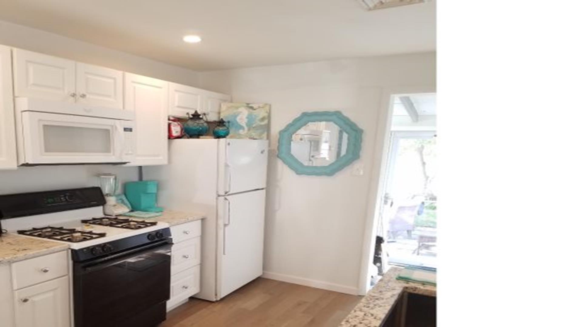 214 W. Juniper Avenue, Wildwood (Wildwood Bay Side)