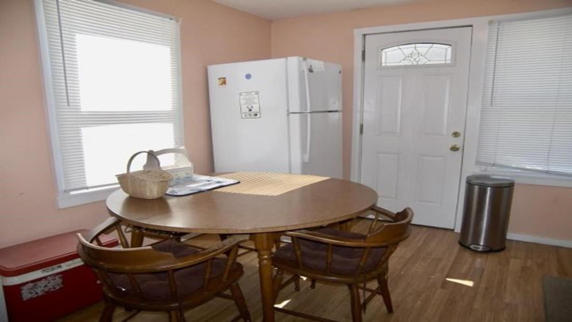 301 W Pine Avenue, Wildwood (Wildwood Bay Side)