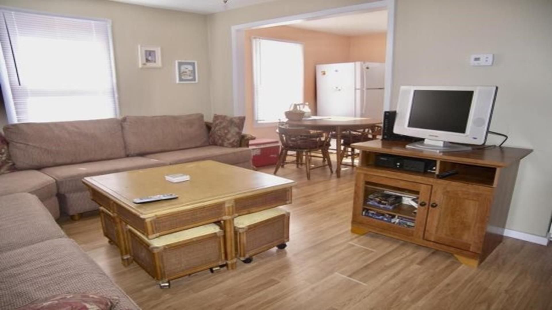 301 W Pine Avenue, Wildwood (Wildwood Bay Side)