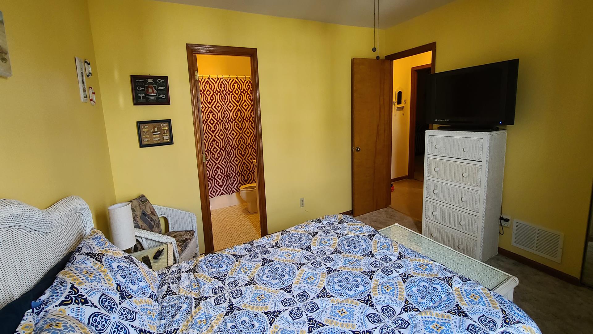 5002 Ocean Avenue, Wildwood (Ocean Front)