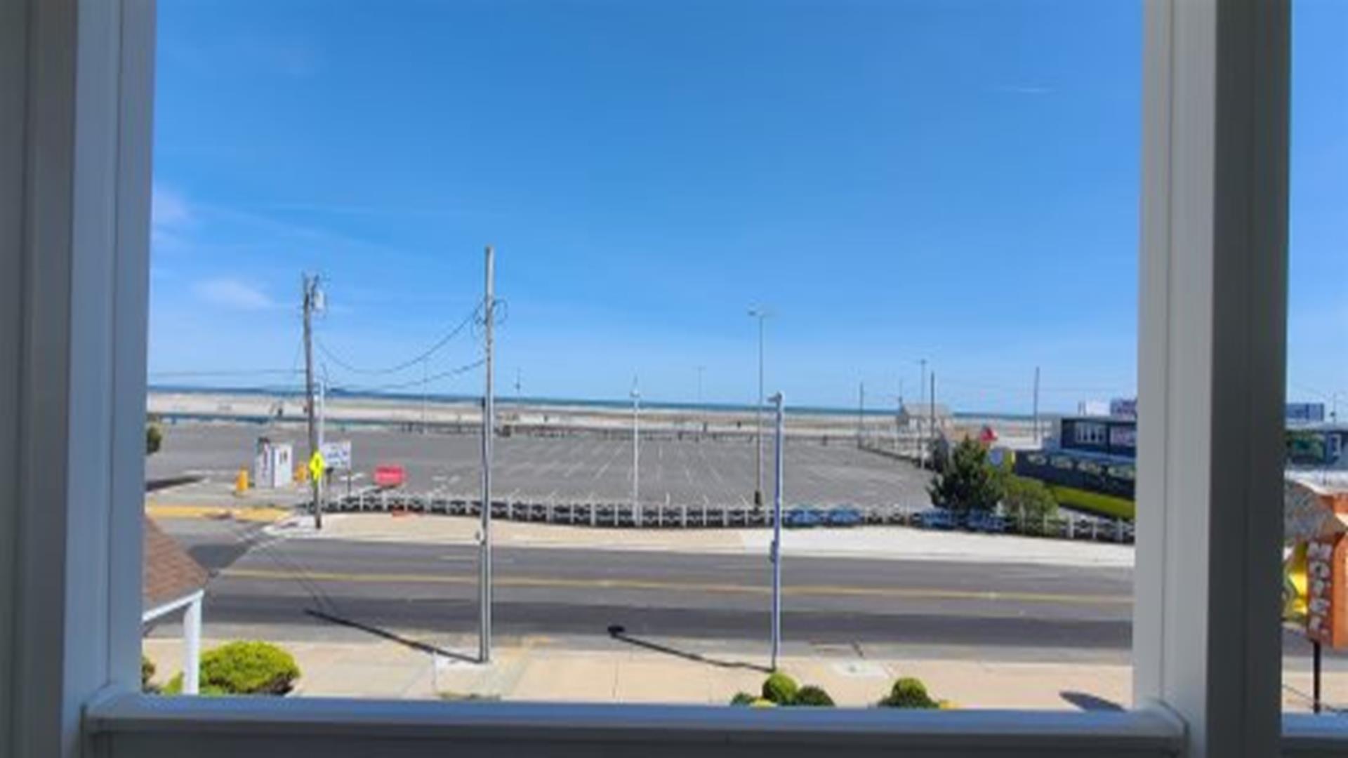 5002 Ocean Avenue, Wildwood (Ocean Front)