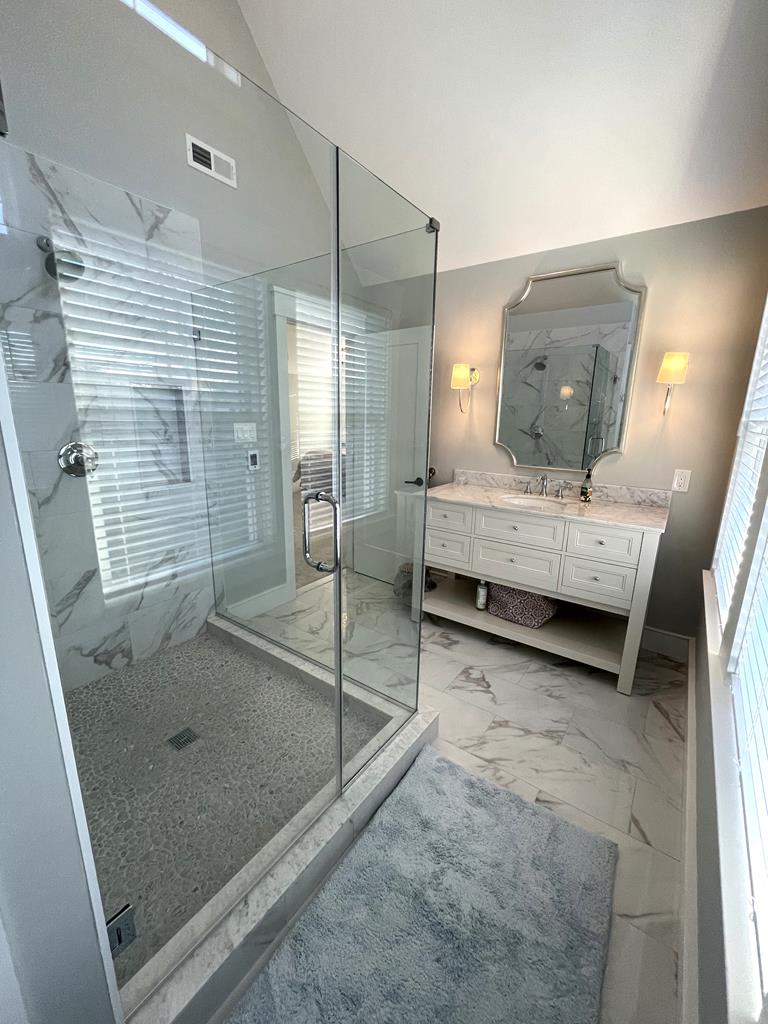 Hidden Beauty on Page Street! | Photo 27