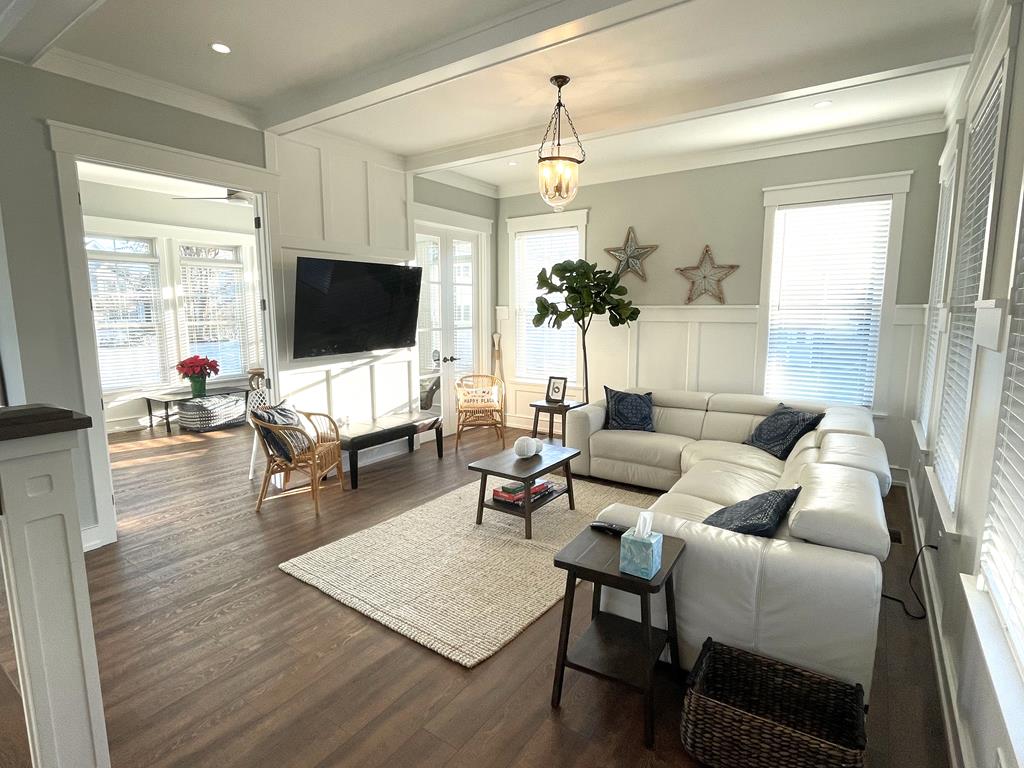 Hidden Beauty on Page Street! | Photo 7