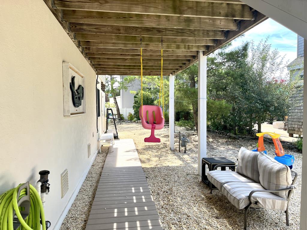 2106 N. Central Avenue, Surf City (Bay Side)