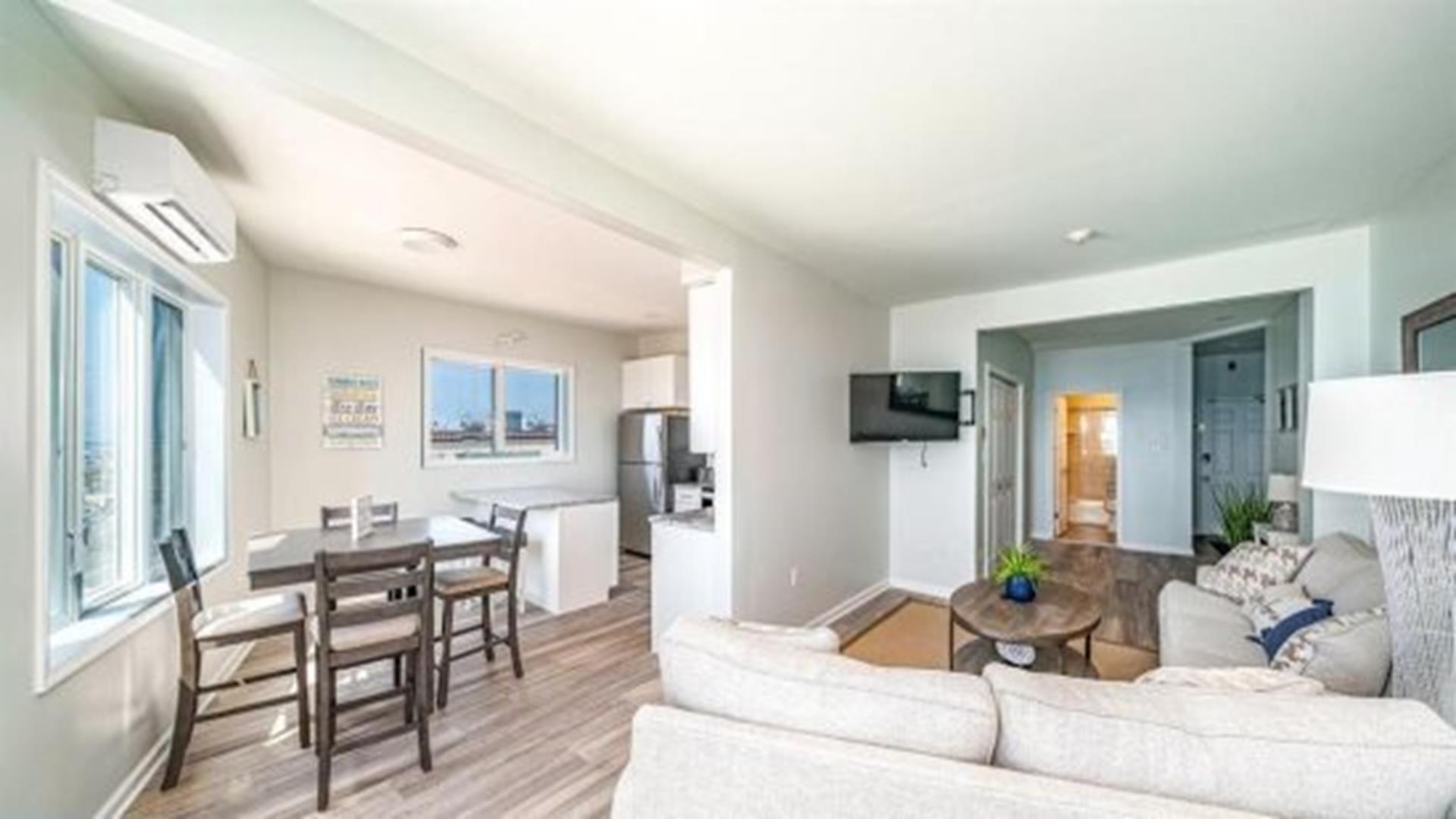 986 Boardwalk, Ocean City (Beach Front)