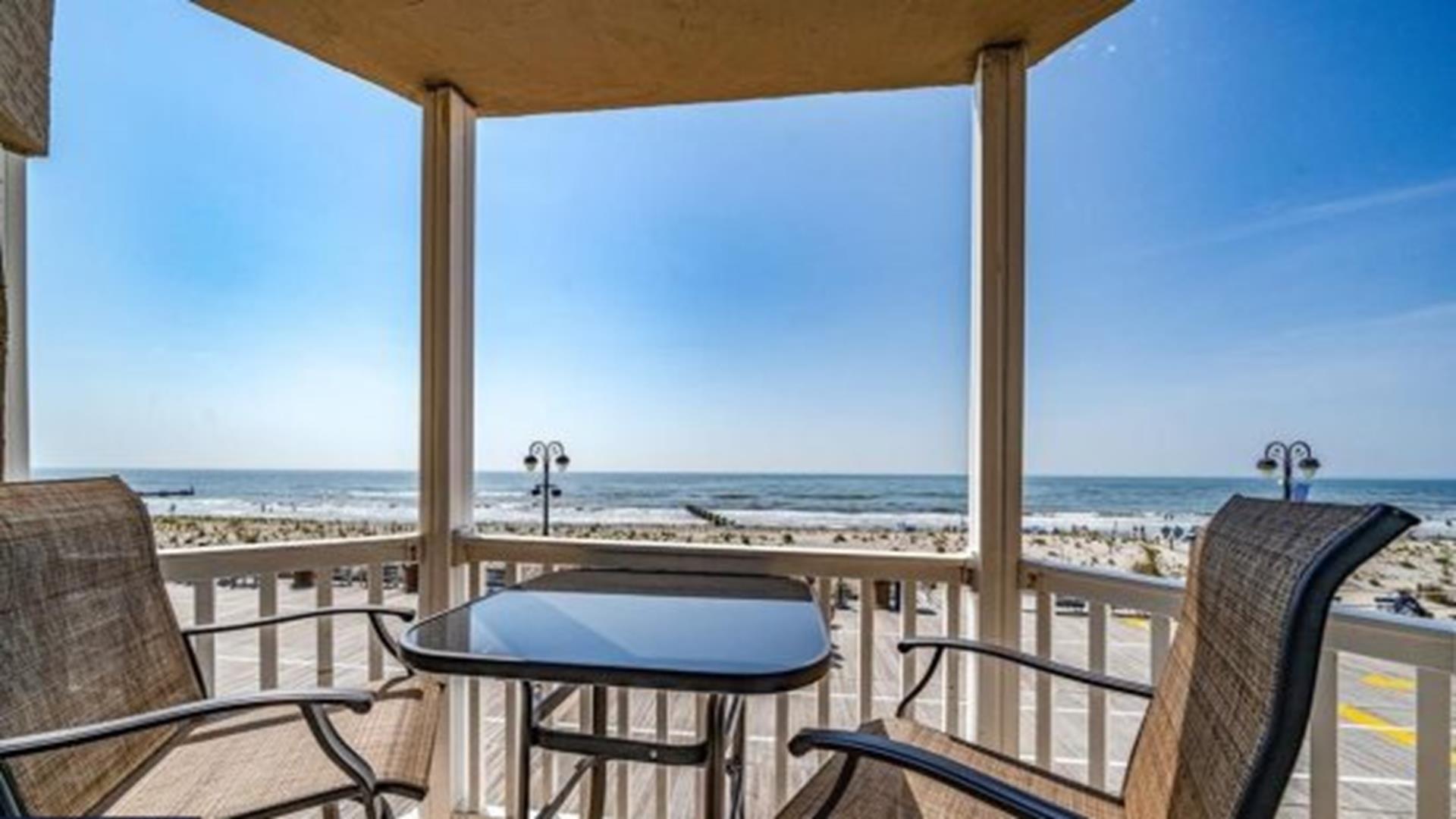 986 Boardwalk, Ocean City (Beach Front)