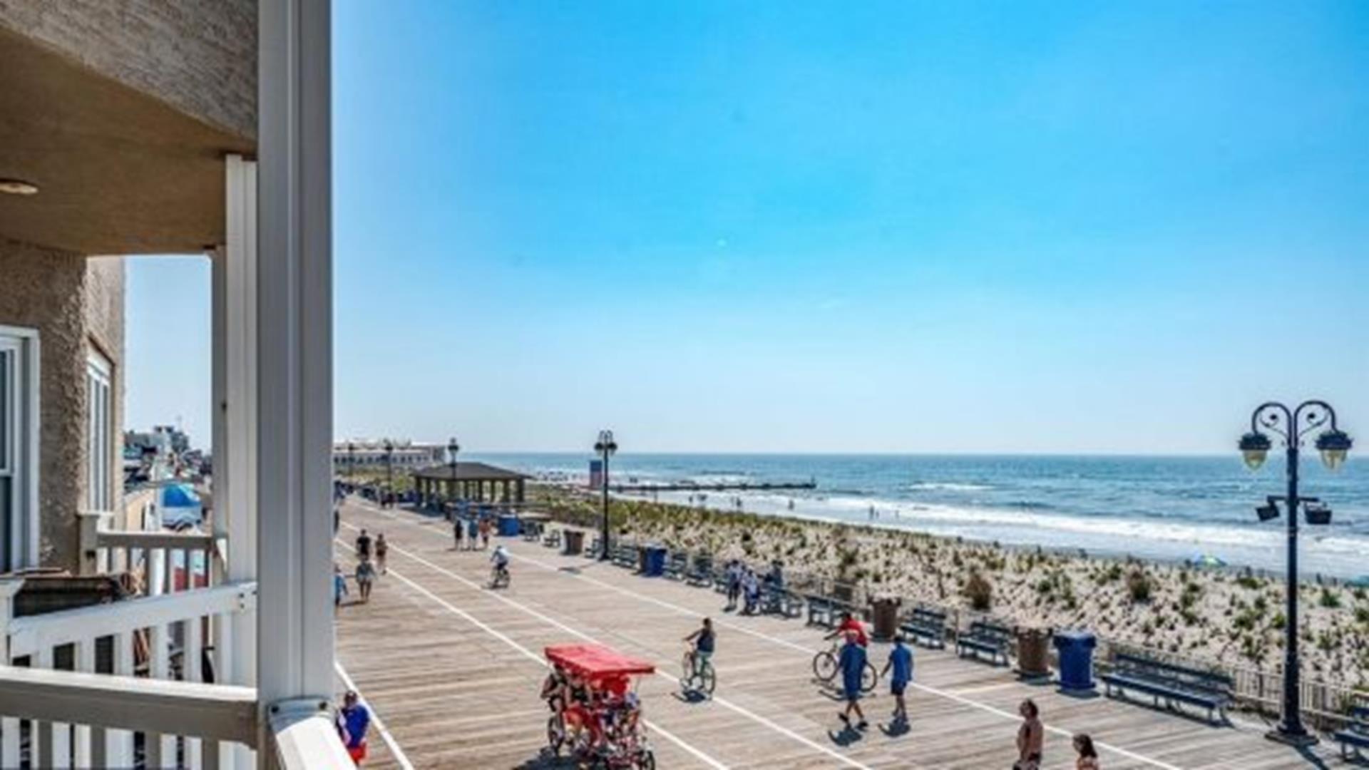 986 Boardwalk, Ocean City (Beach Front)