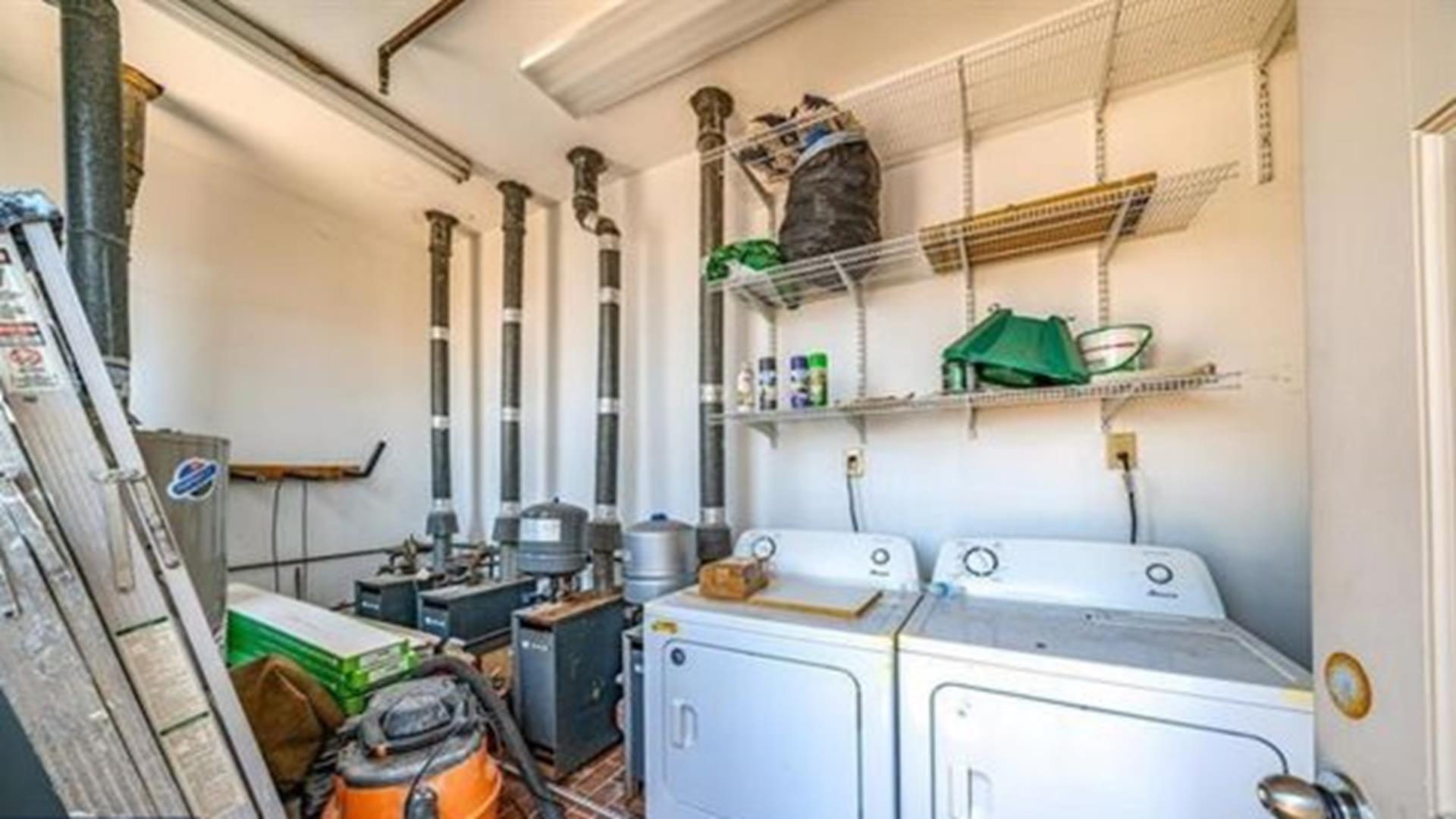 986 Boardwalk, Ocean City (Beach Front)