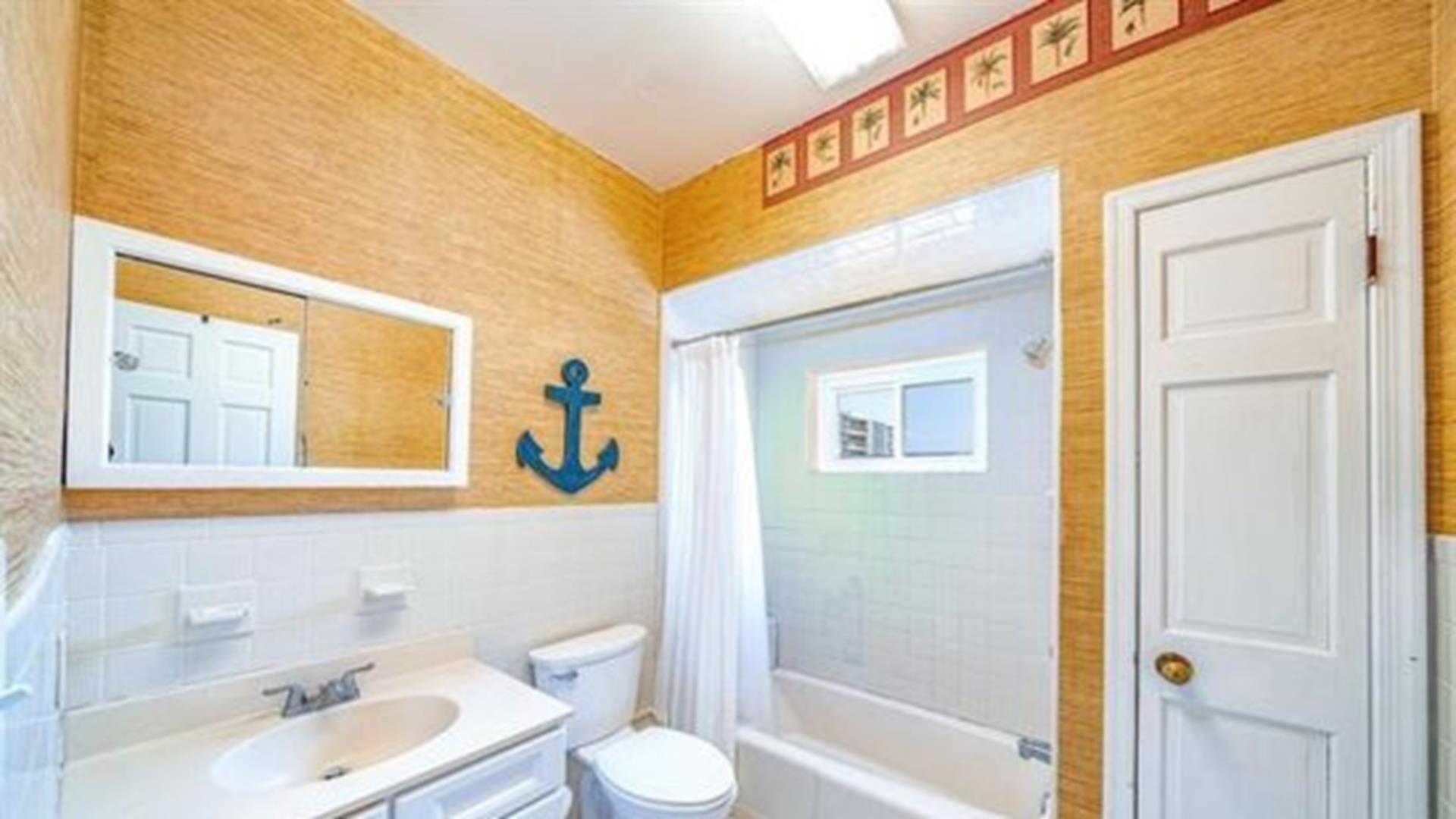 986 Boardwalk, Ocean City (Beach Front)