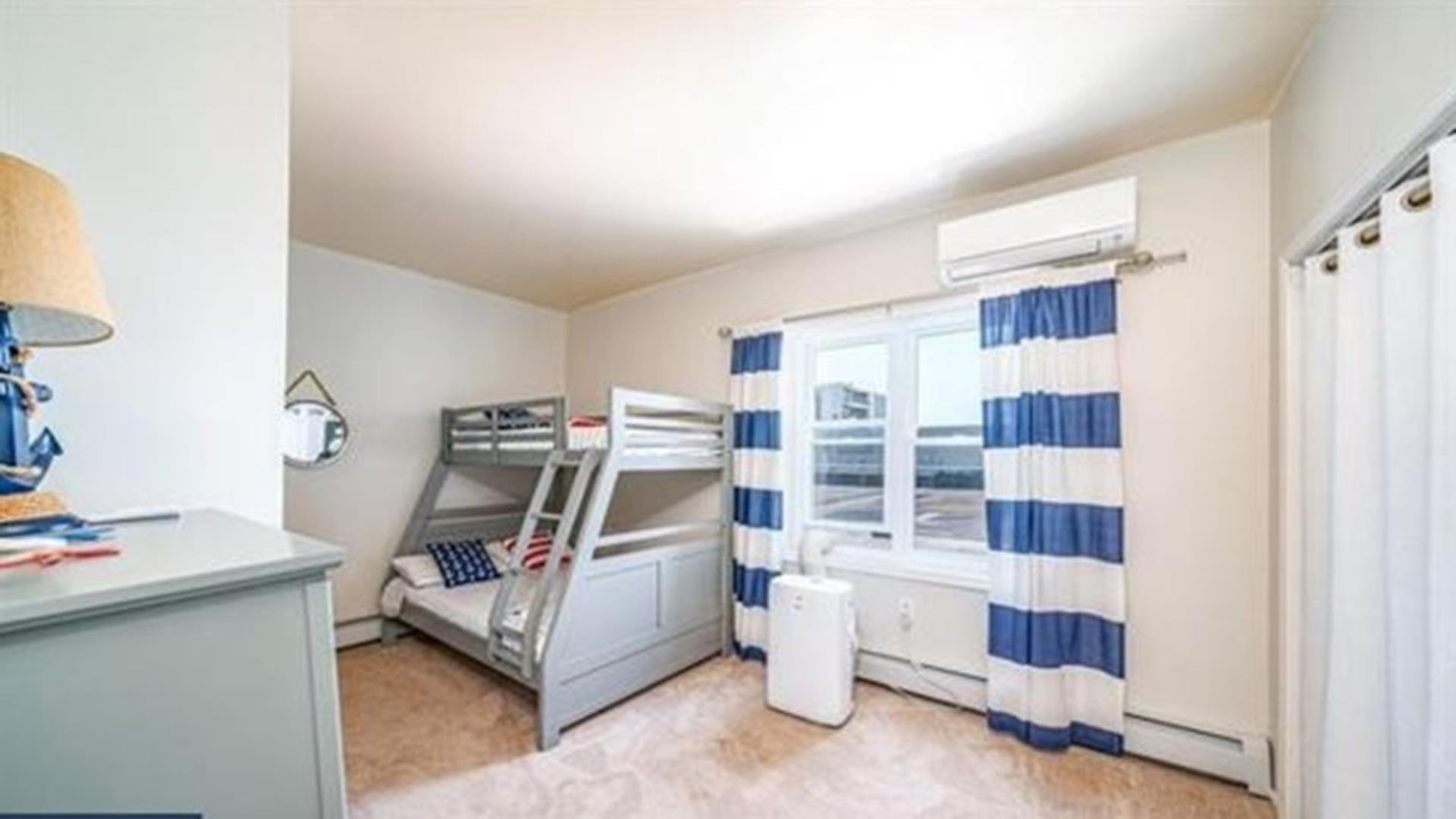 986 Boardwalk, Ocean City (Beach Front)