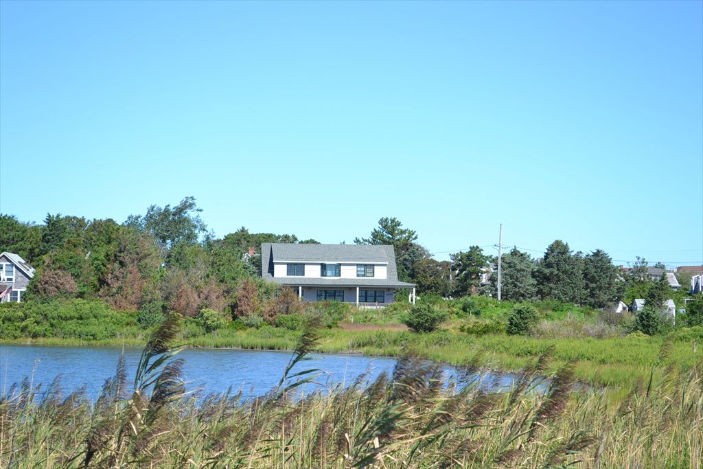 15 Vanessa WayMain House, Oak Bluffs, MA 02557, Waterview