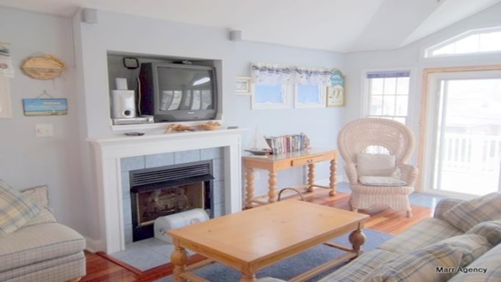 2012 Wesley Avenue, Ocean City (Goldcoast)