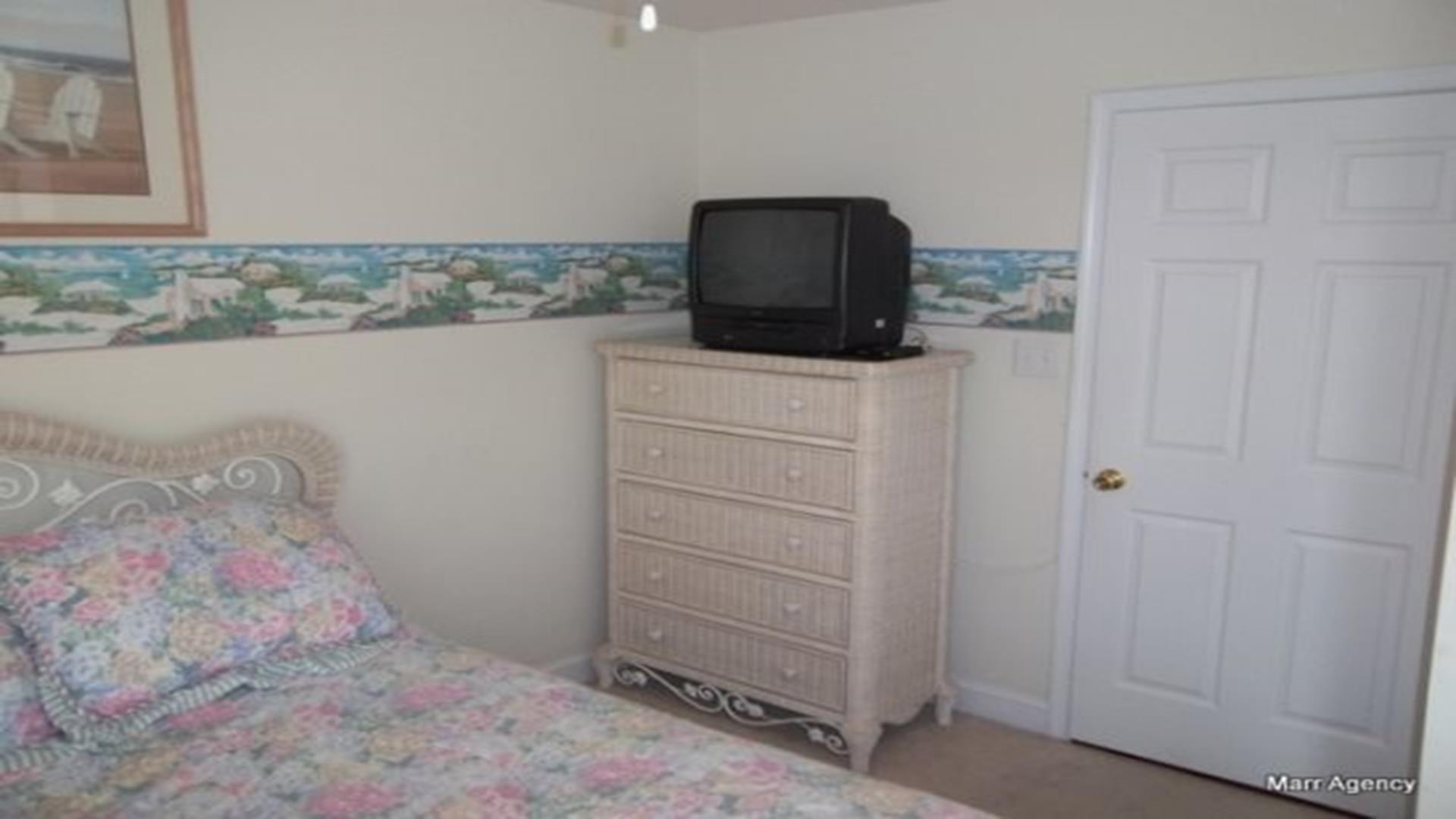 2012 Wesley Avenue, Ocean City (Goldcoast)