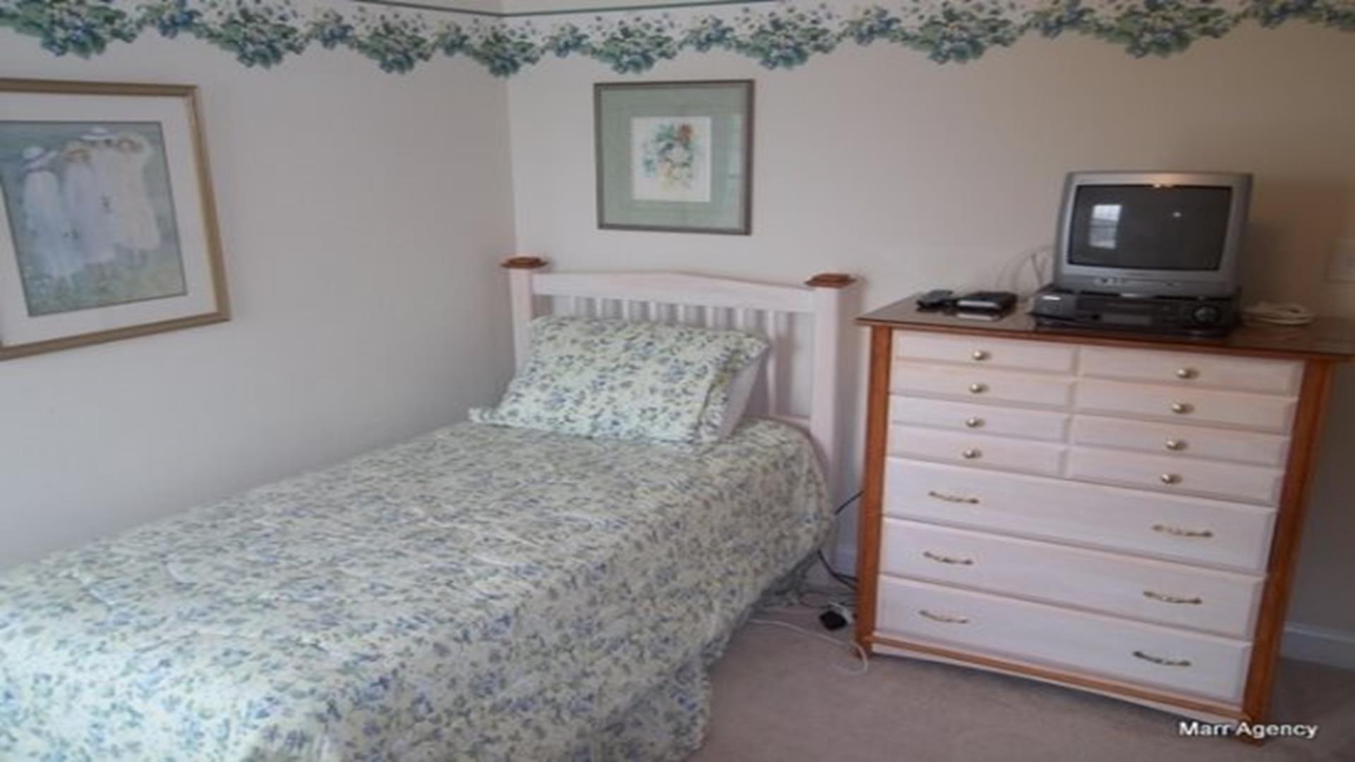 2012 Wesley Avenue, Ocean City (Goldcoast)
