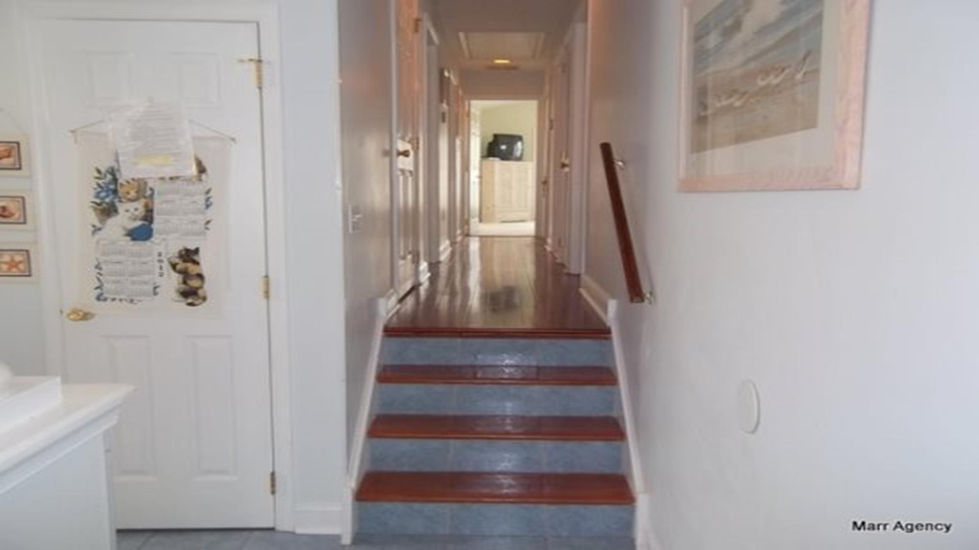 2012 Wesley Avenue, Ocean City (Goldcoast)