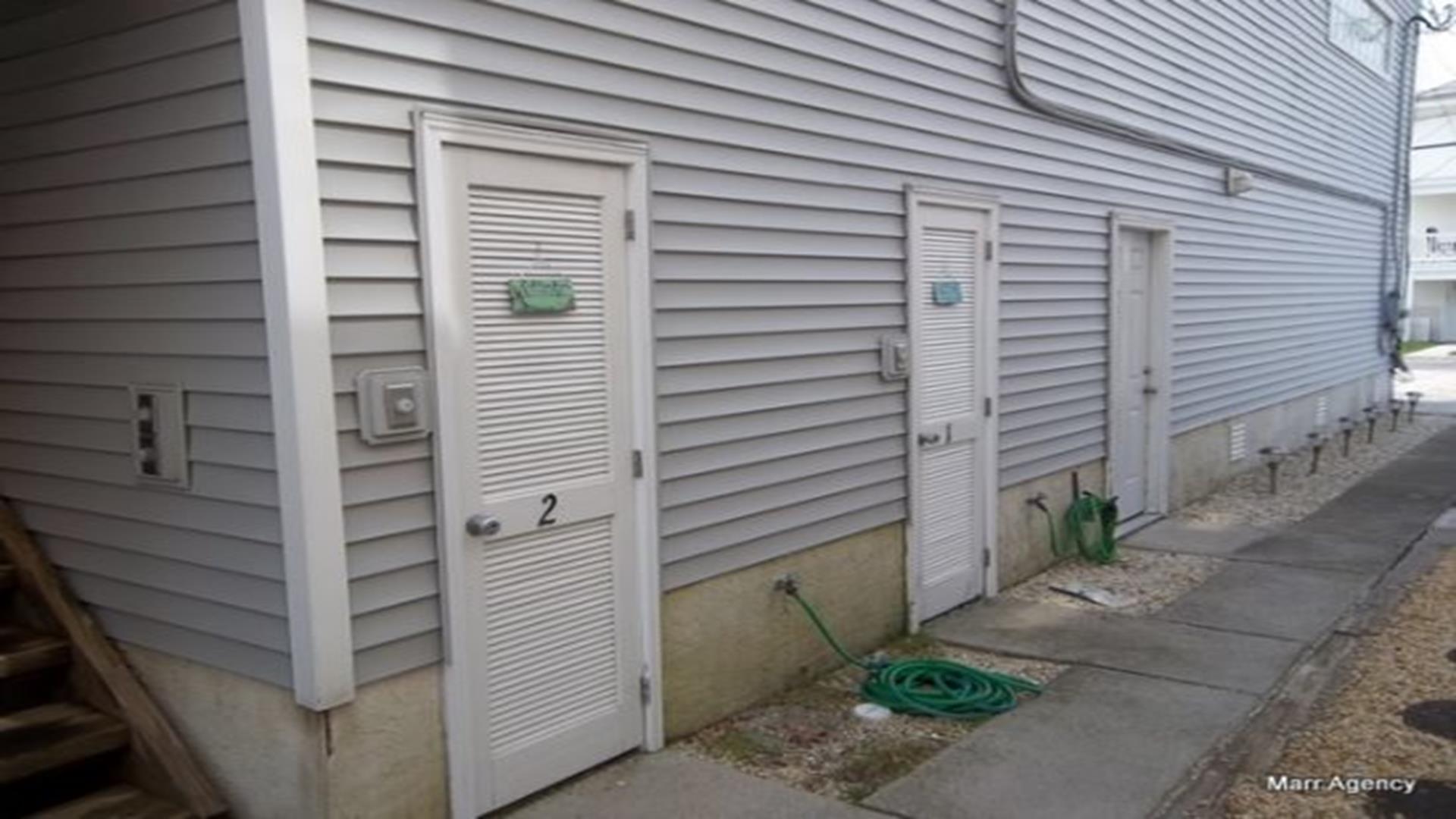 2012 Wesley Avenue, Ocean City (Goldcoast)