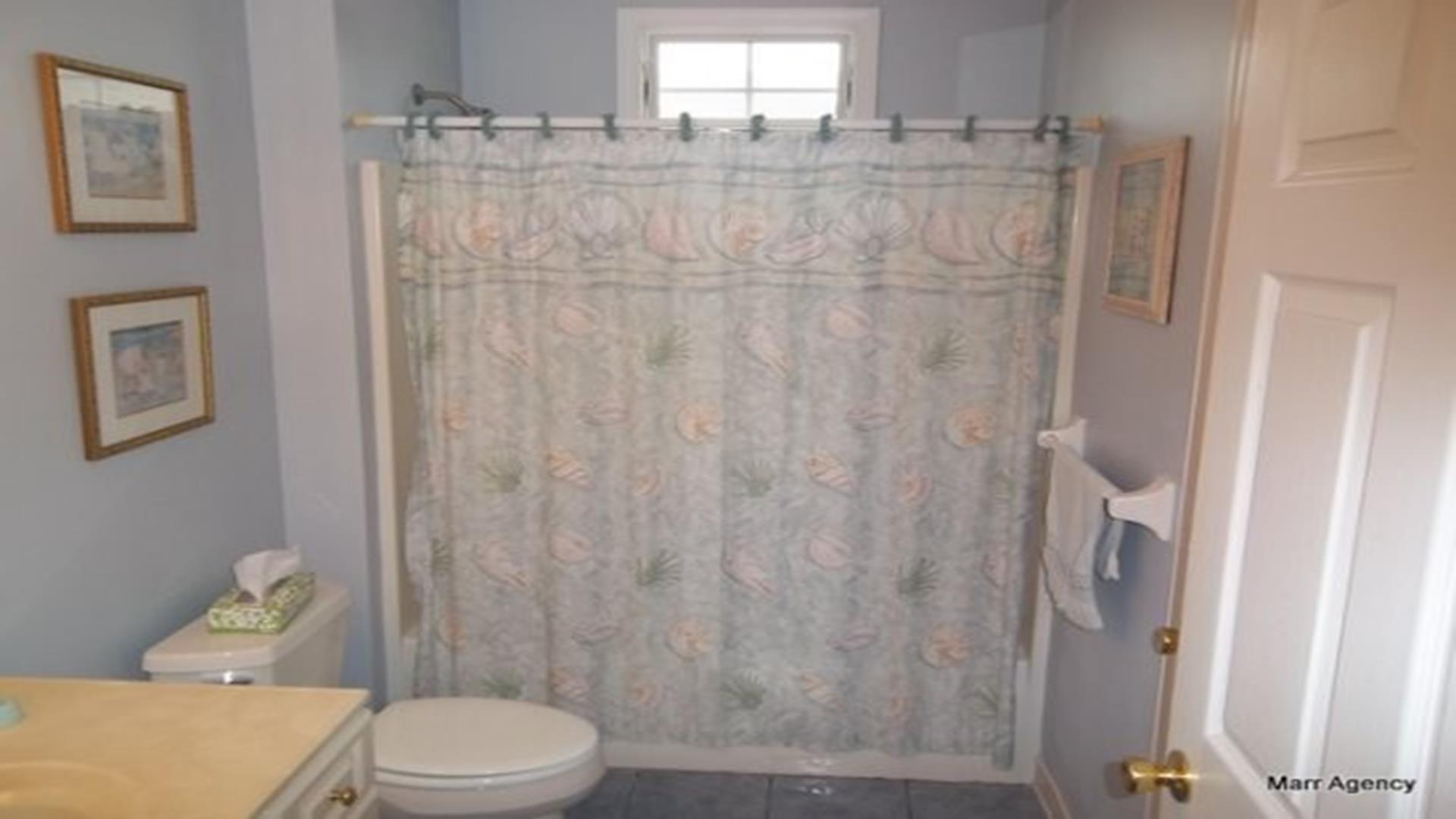 2012 Wesley Avenue, Ocean City (Goldcoast)