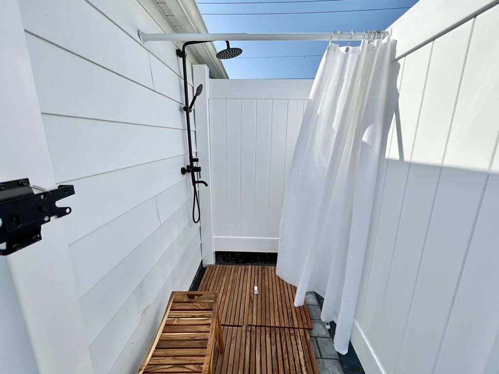 Happy Family Bungalow - LINENS INCLUDED! | Photo 35