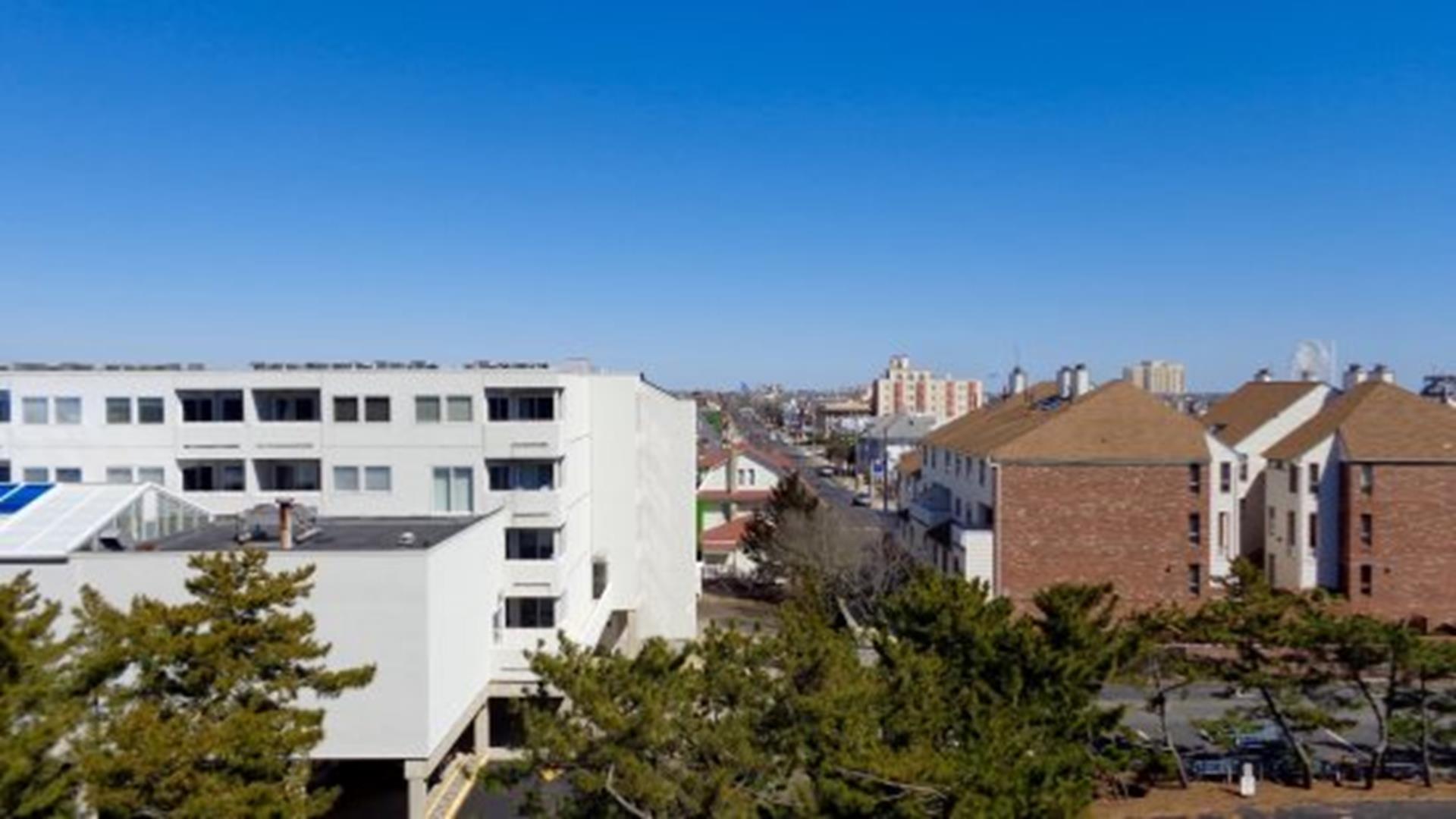 935 Ocean Avenue, Ocean City (Boardwalk Area)